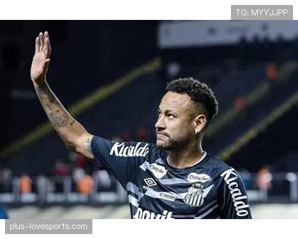 内马尔在法甲与欧冠表现差异的根源：高强度对抗如何制约其技术发挥